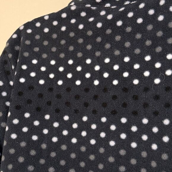 Old Navy size large black and white fleece - Picture 2 of 3